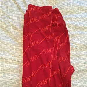 Lularoe Valentine’s leggings